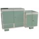 Meuble de lavabo Art Déco bois vert et blanc avec plateau verre, rangement années 1930