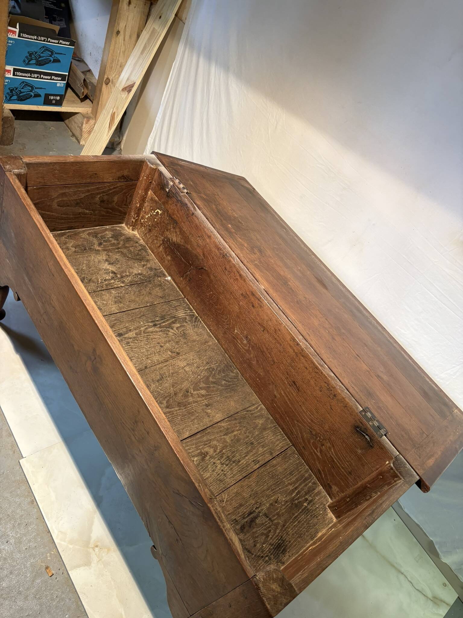 Large antique oak chest with turned legs