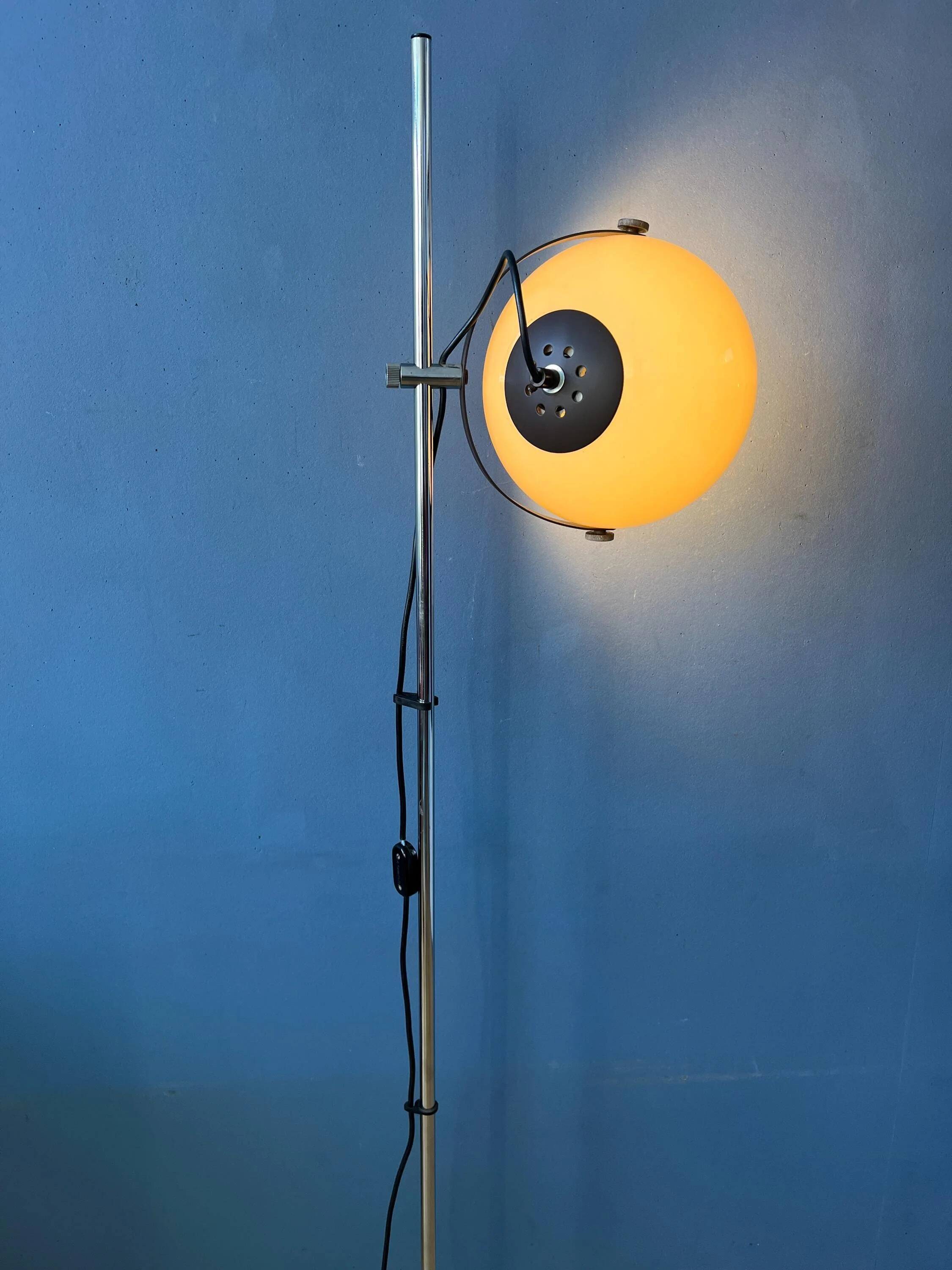 Vintage Space Age Herda mushroom floor lamp