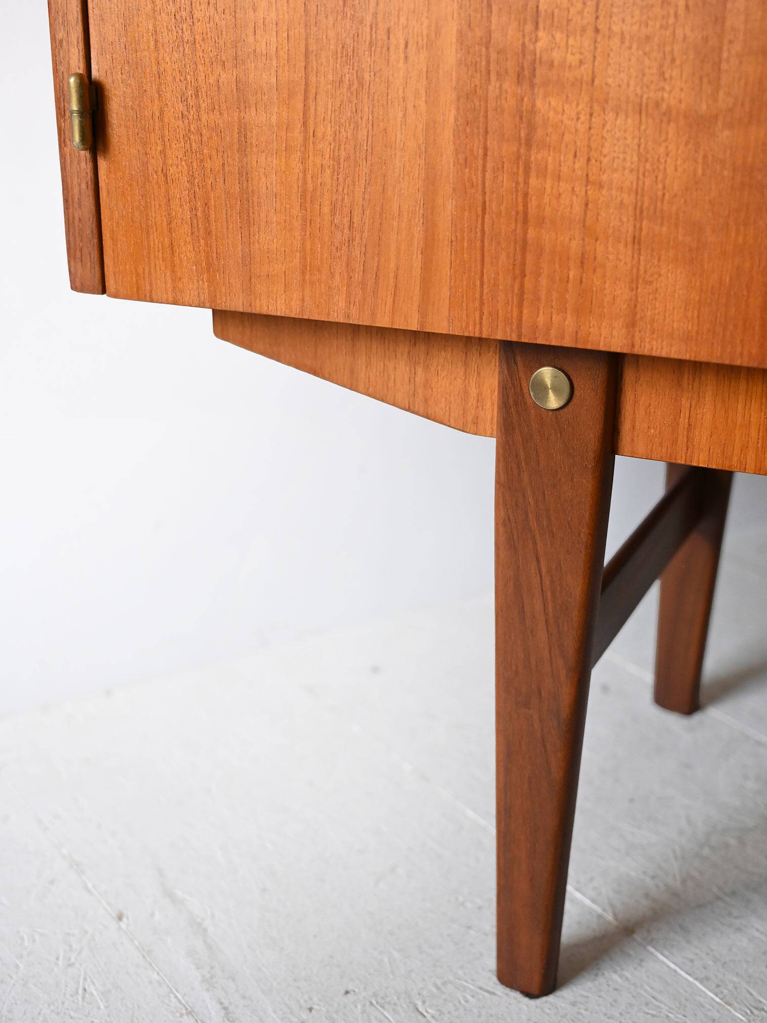 Buffet scandinave à 3 portes, Suède 1960