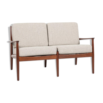 2-seater sofa design Sven Age Eriksen published by Glostrup 1960s.