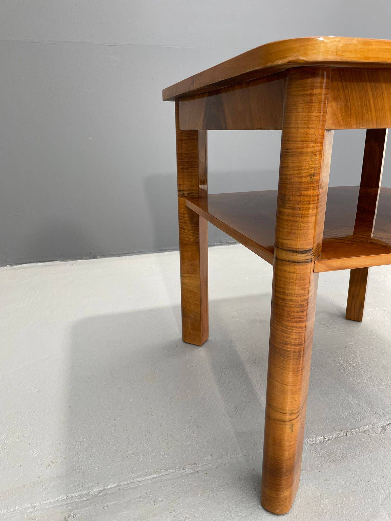 Table basse Art déco à deux niveaux en chêne massif, années 1930