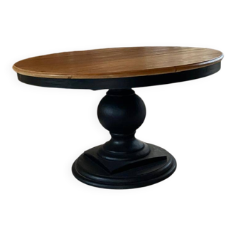 Extendable round table Interior’s – solid wood