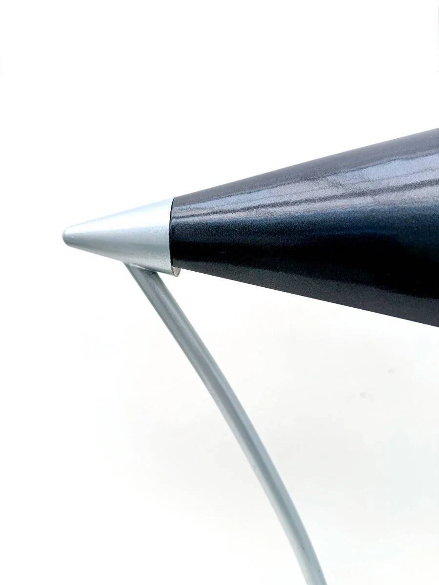 "Plume" lamp by Frans Schrofer for Scopelight Holland in metal, 1980.