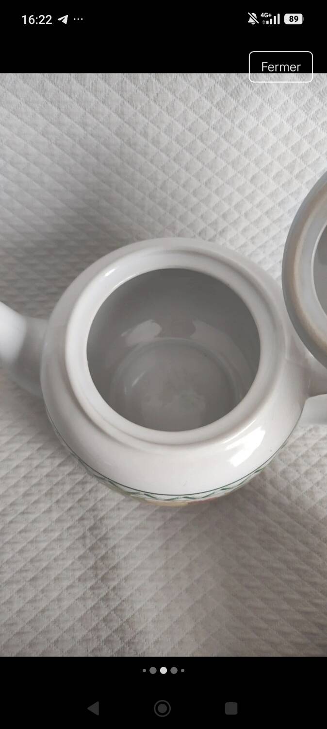 Teapot
