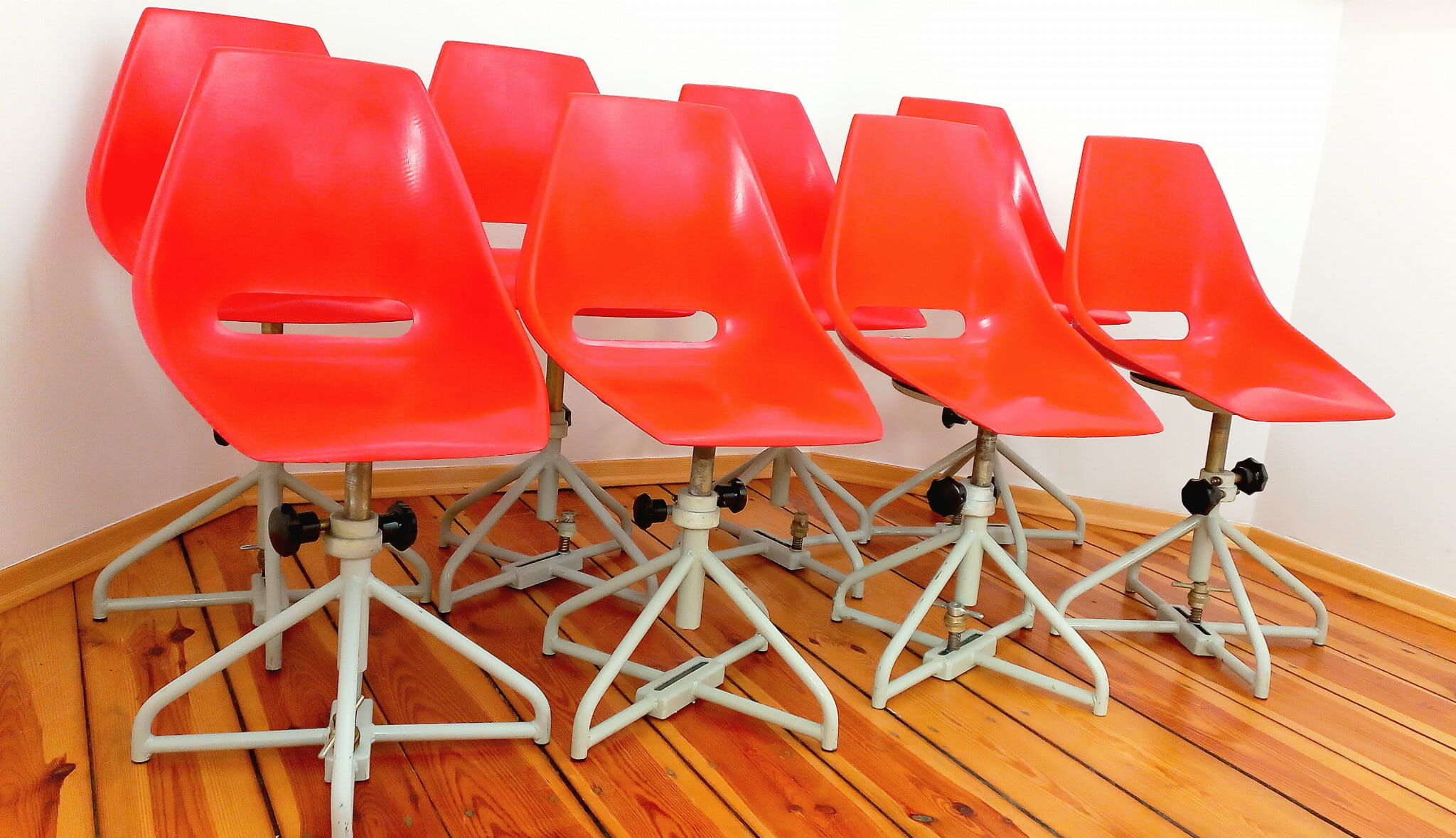 Swivel chair proj. M. Navratil for Vertex, Czechoslovakia 60"