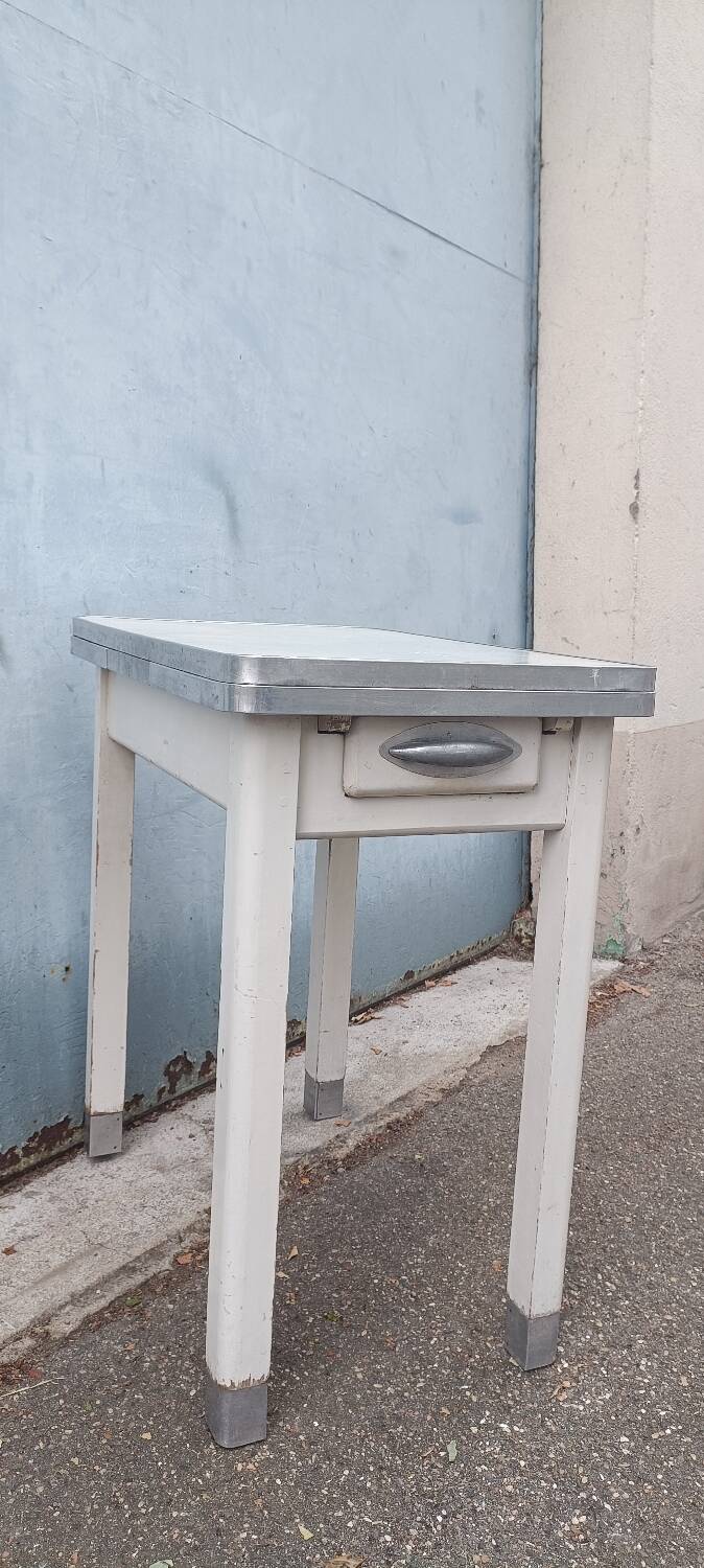 Table de cuisine vintage