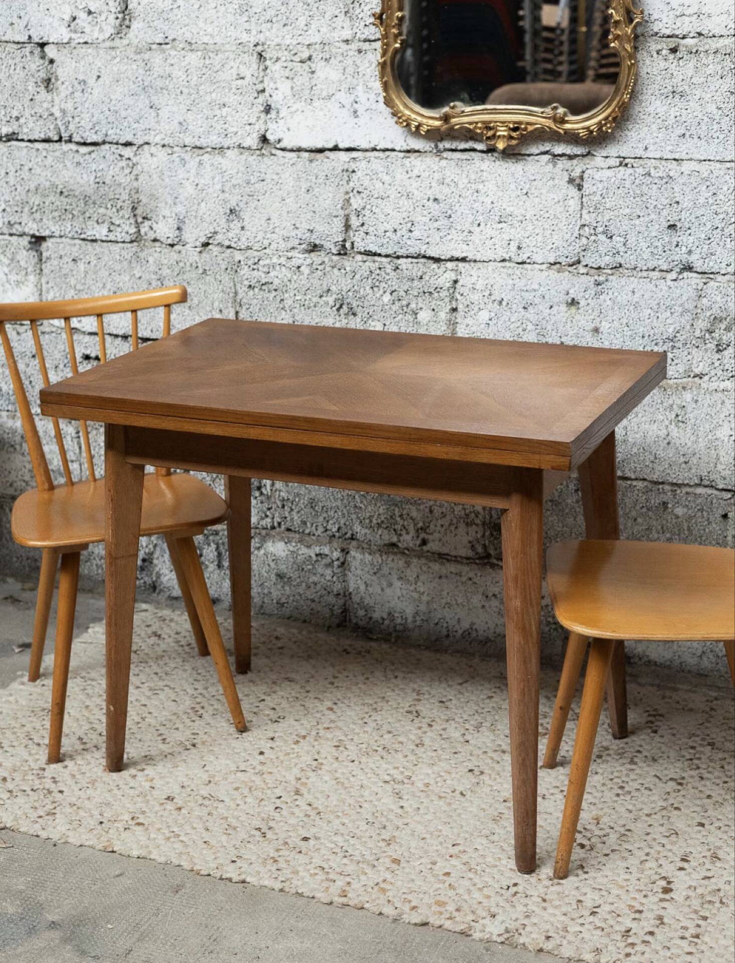 Table à manger pliable extensible moderniste français 