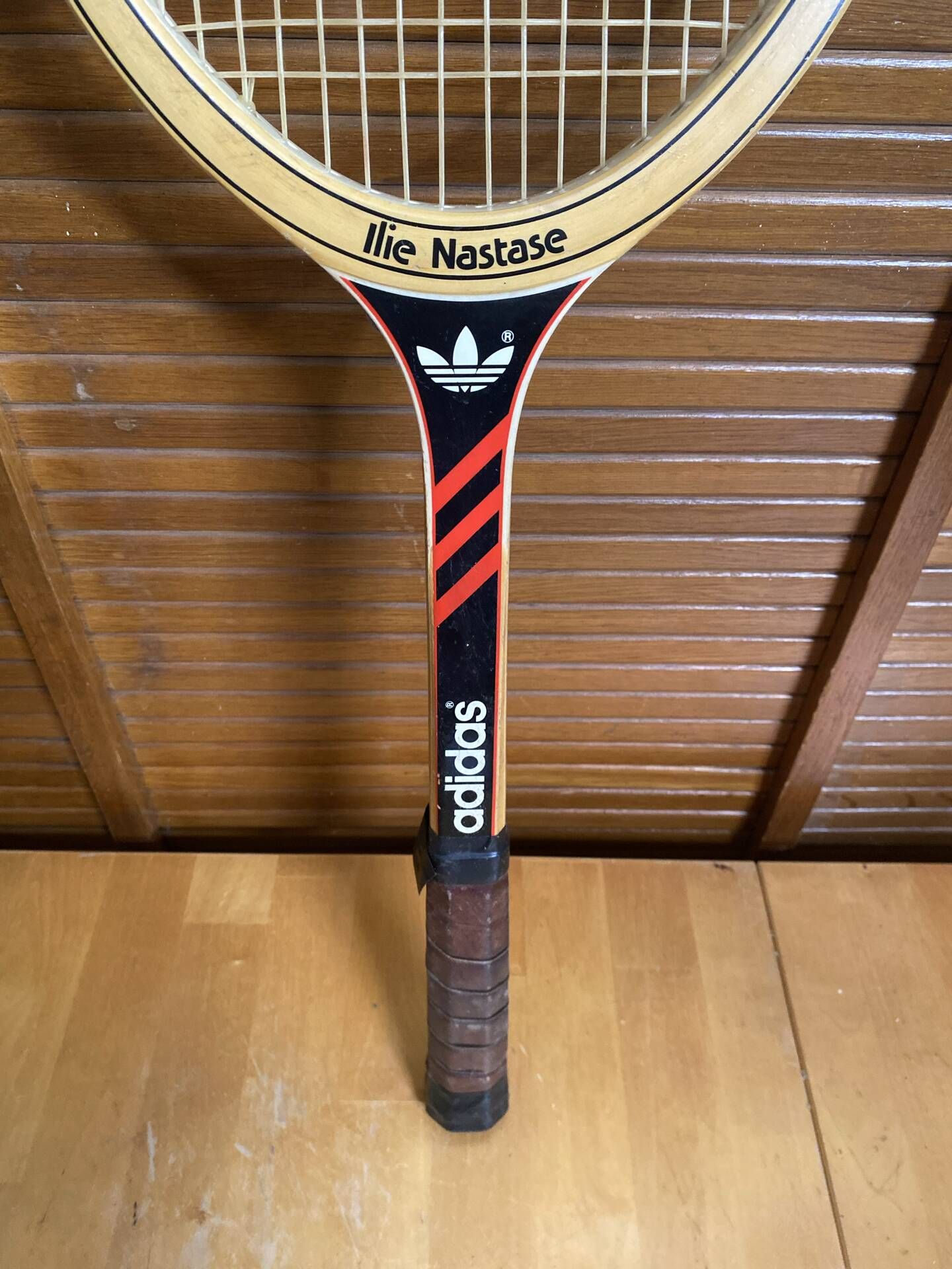 Vintage adidas tennis racket ilie năstase wood + black cover