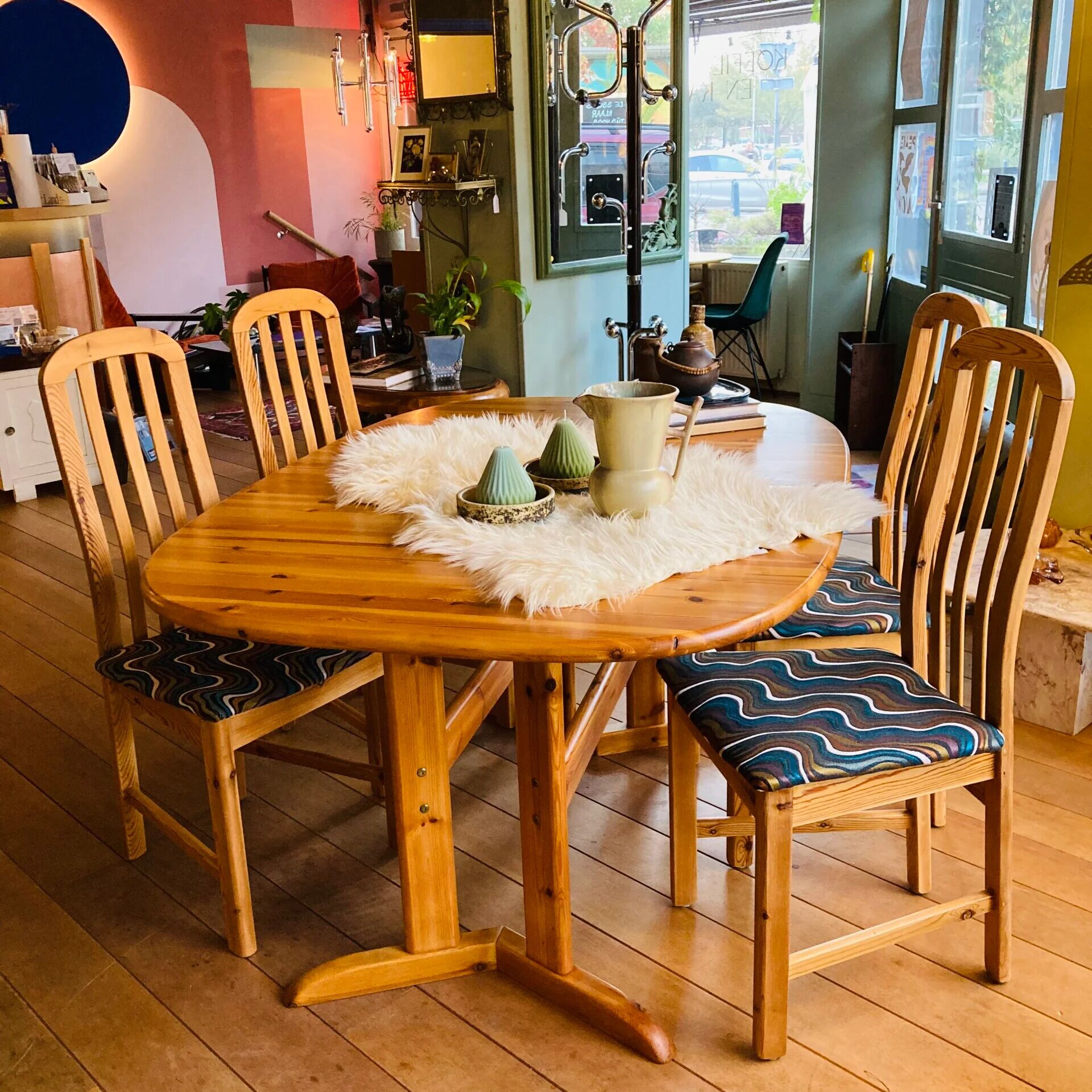 Dining table (extendable) set Kilde Møbel, 1980s, Danish