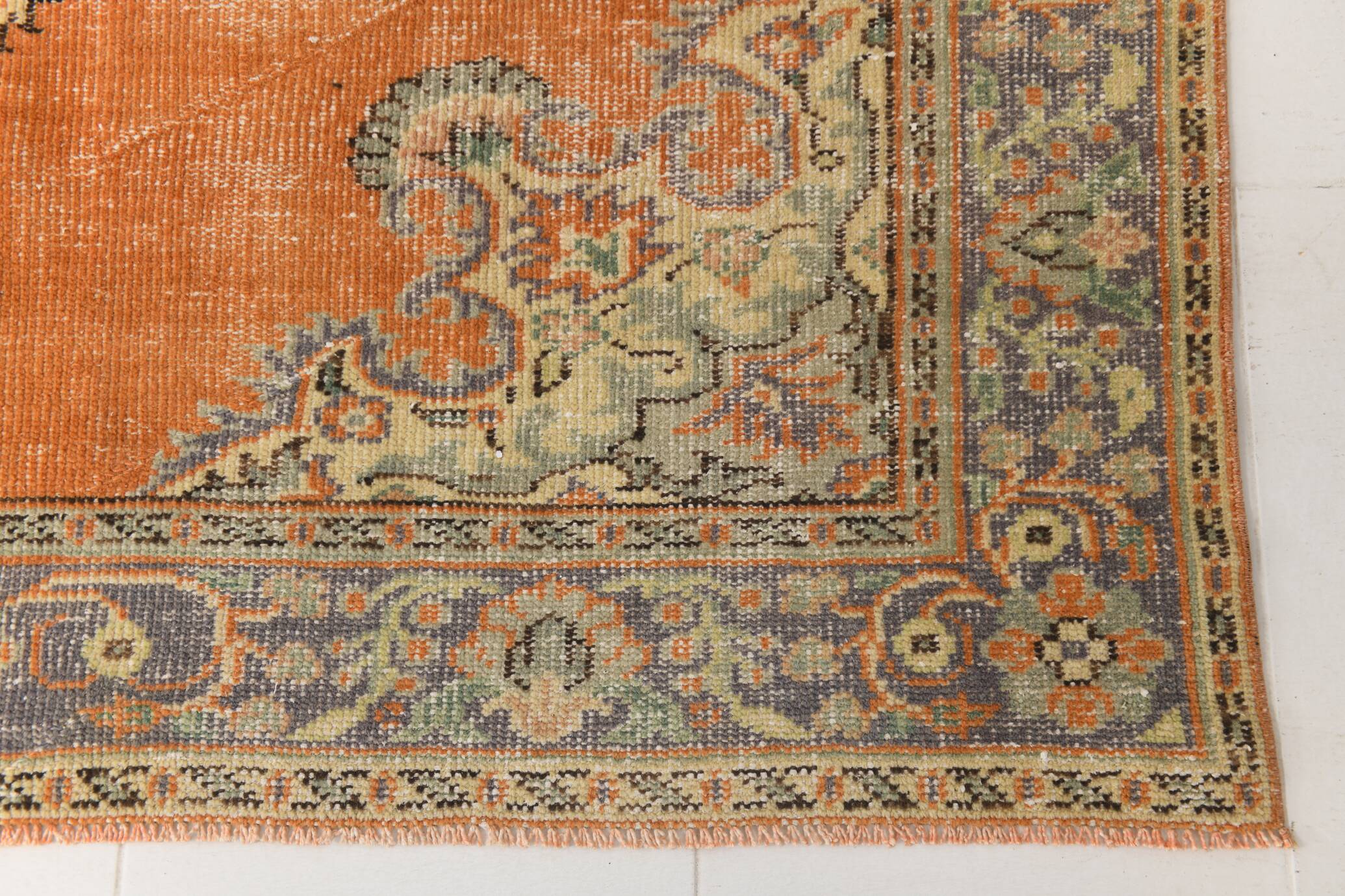 6x9 Cinnamon Orange Classic Vintage Rug, 188x262 Cm