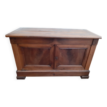 Solid wood table