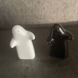 HUG salt and pepper shaker