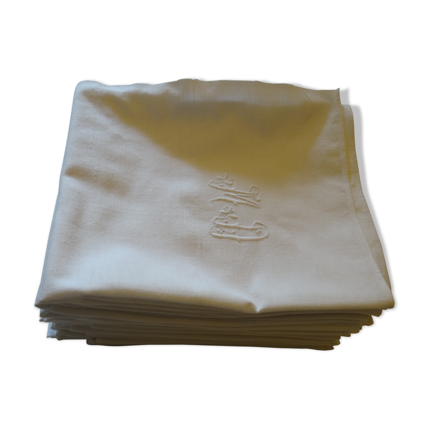 Pack of 12 monogrammed towels MD