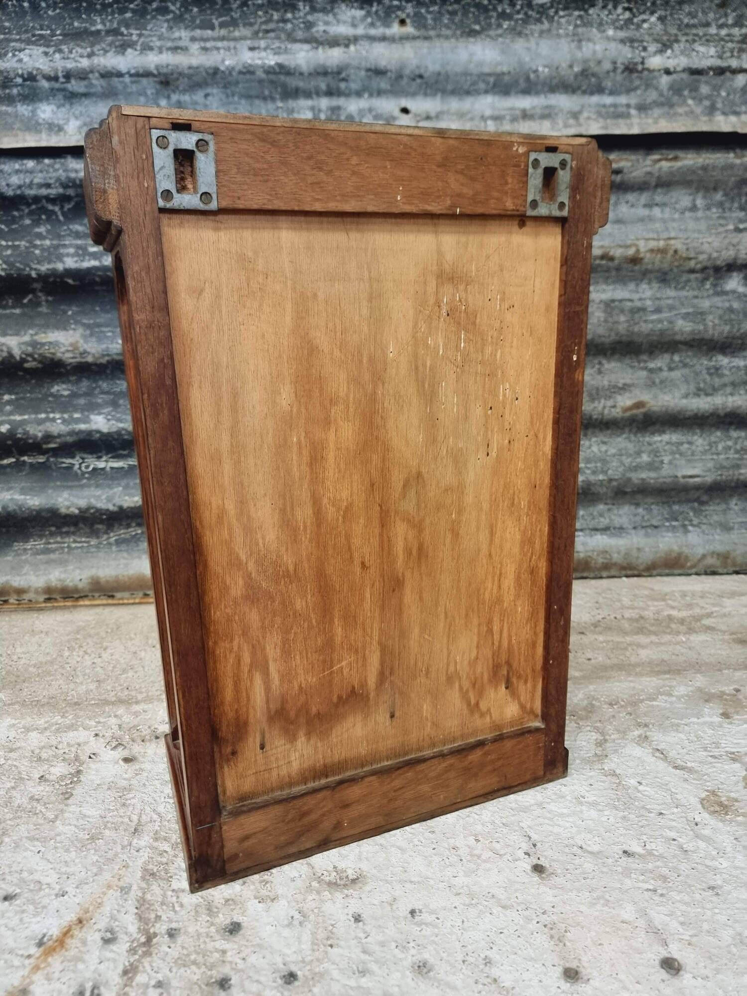 Antique medicine cabinet hanging cabinet Art Deco oak