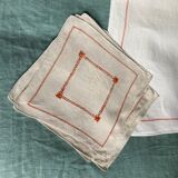 Nappe à thé brodée vintage