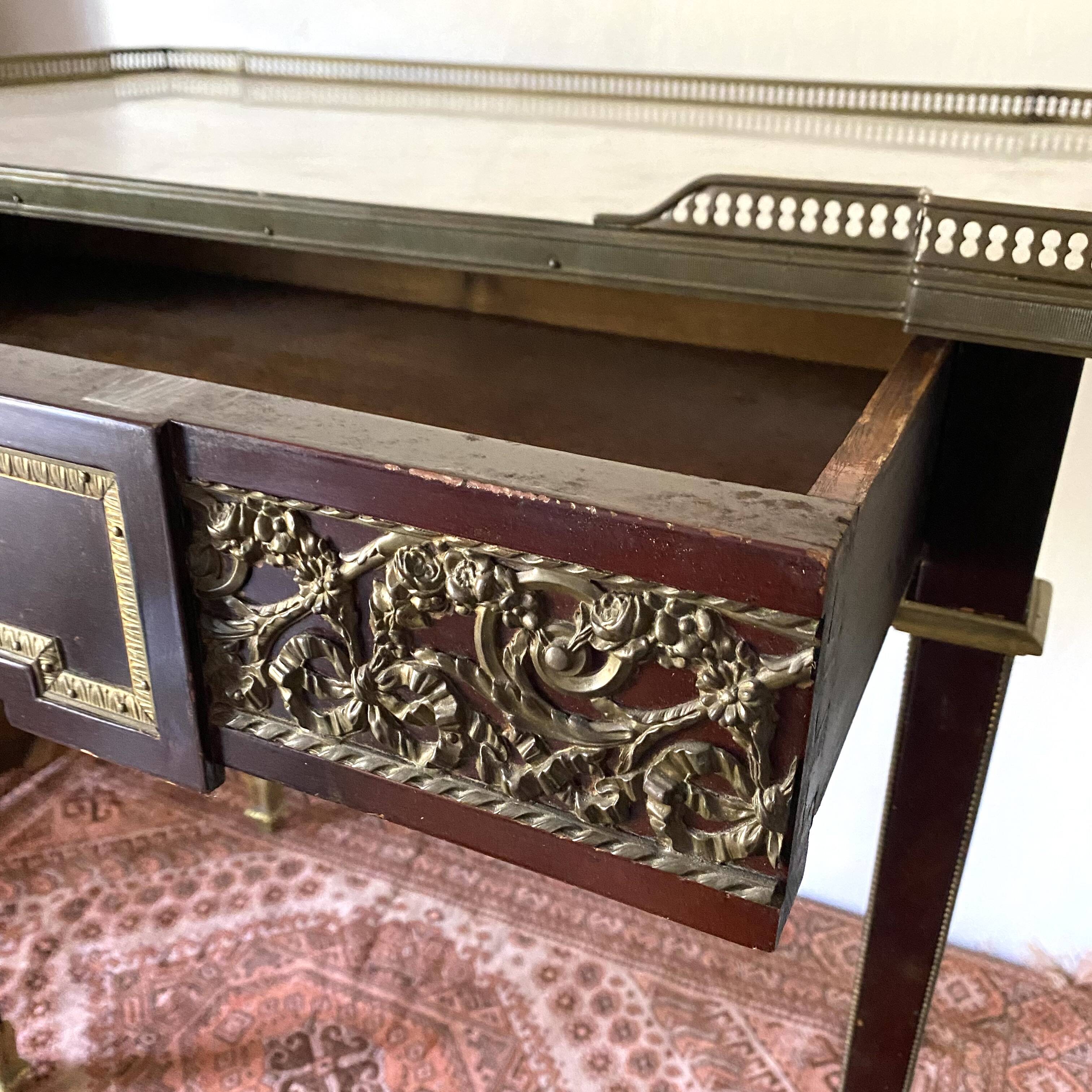 Living room table, Louis XVI style desk in wood, marble and brass