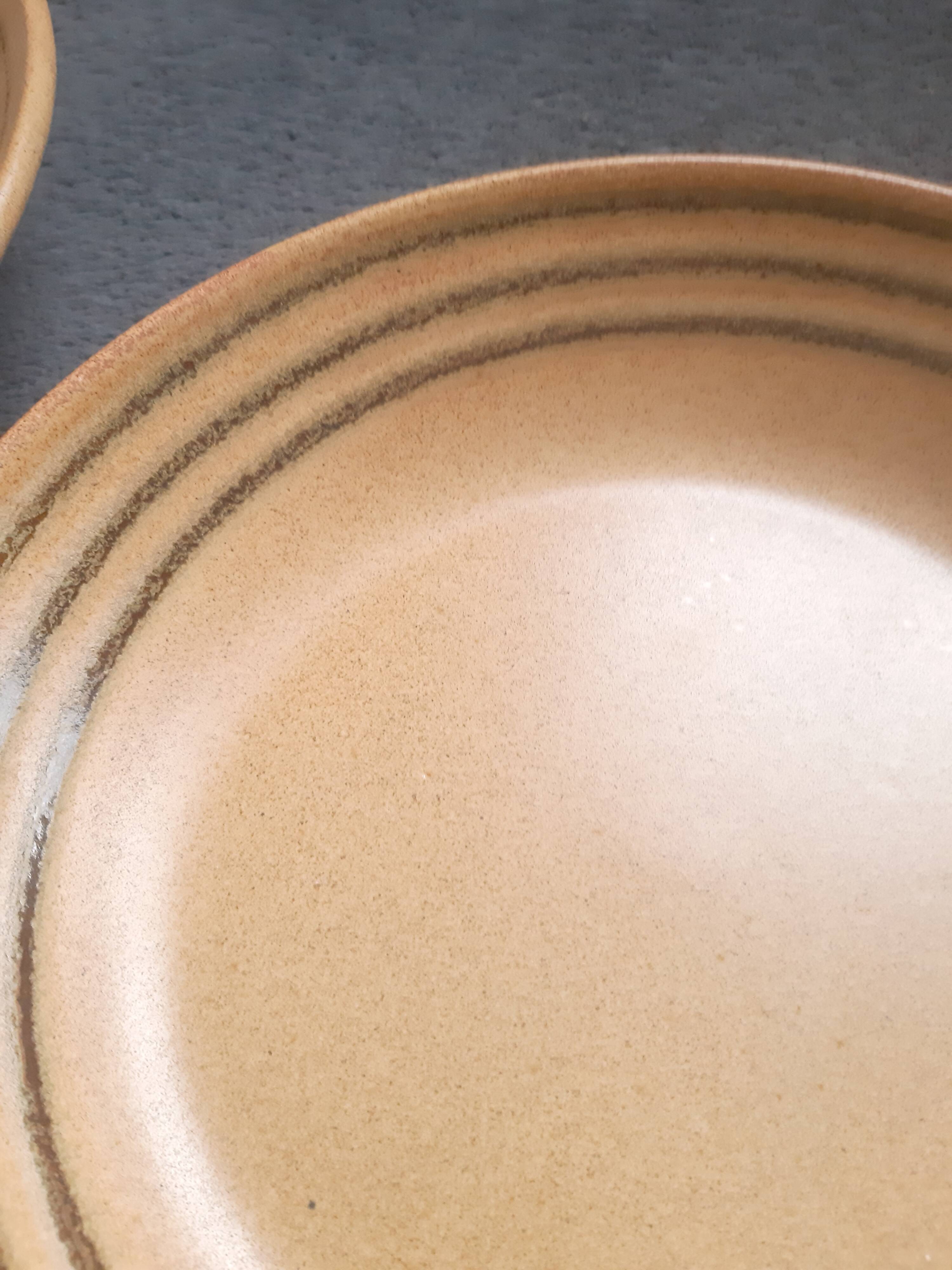 Stoneware deep dishes