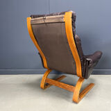 Elsa & Nordahl Solheim Kengu armchair - 1960s