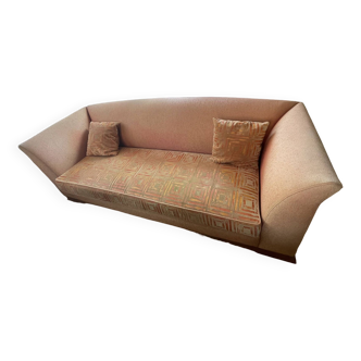 Hugues Chevalier sofa