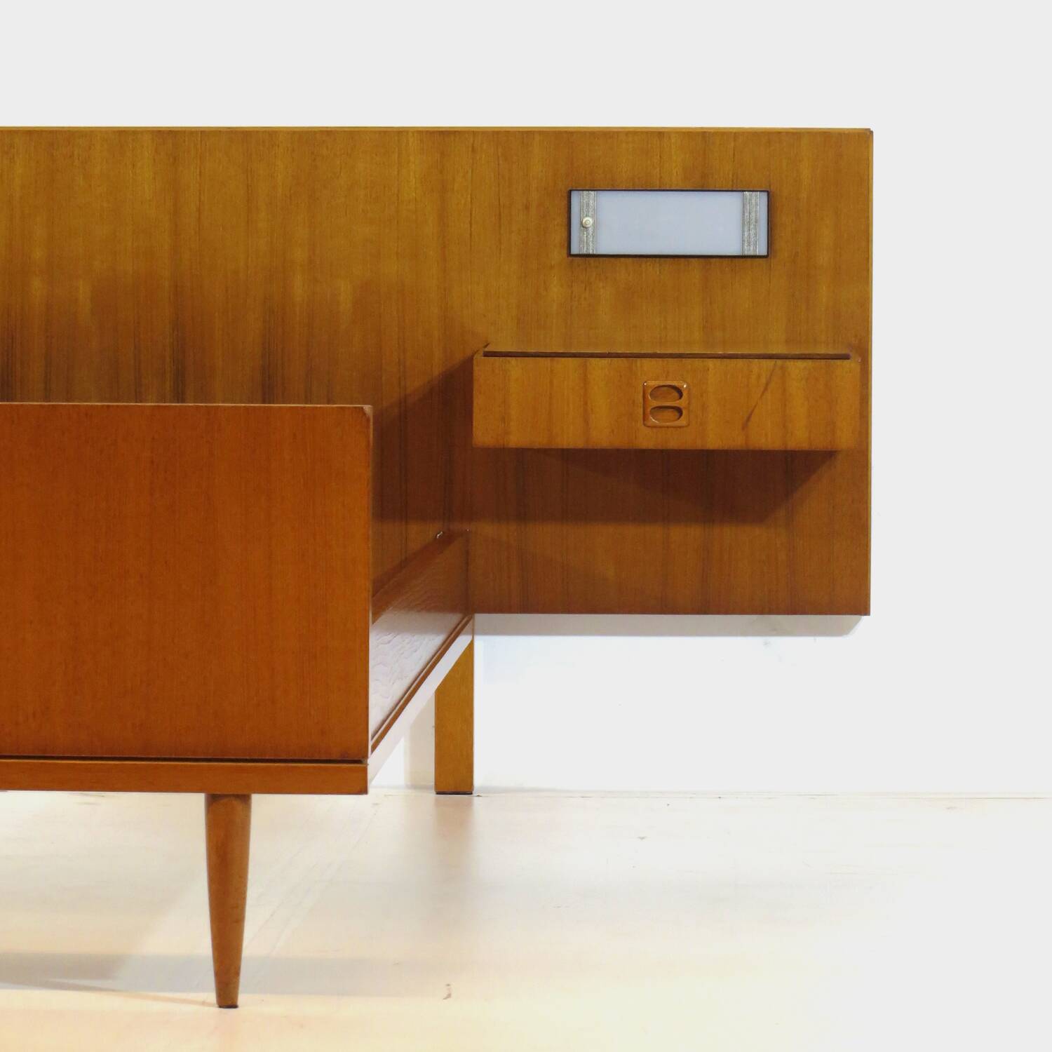 Vintage mid century double bed in teak + floating nightstands & lighting