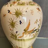 Potiche in earthenware decoration Old Moustiers XVIIIth