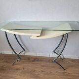 Artist console – Unique piece with contemporary design