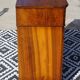 Commode coiffeuse, système en chemin de fer