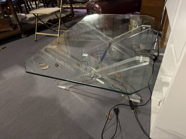 tzble design en verre et plexiglass