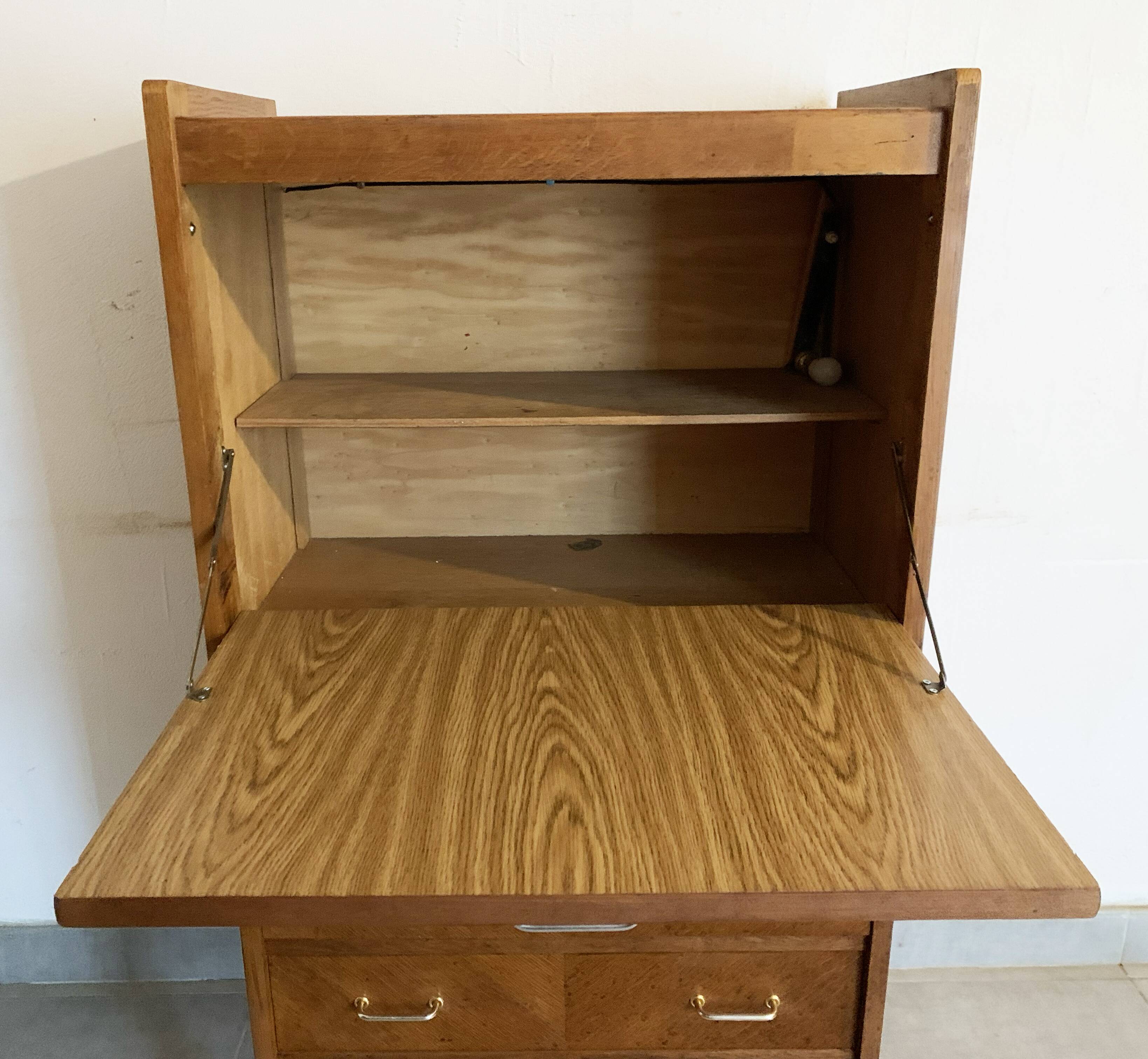 Vintage secretary of the 50s in oak