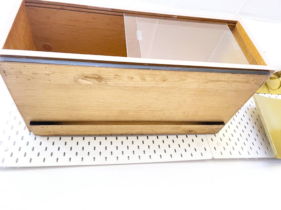 Pink glass wall bookcase, 1960