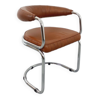 Fauteuil italien vintage attribué à Giotto Stoppino pour Kartell en chrome et skai des années 70