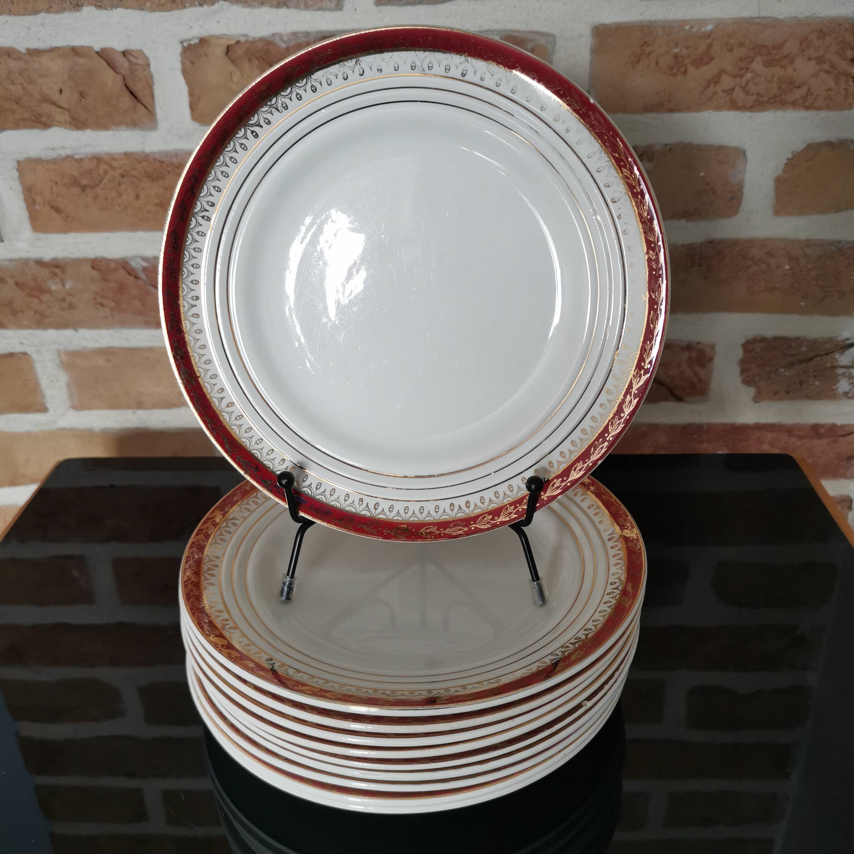10 Ceranord porcelain dessert plates
