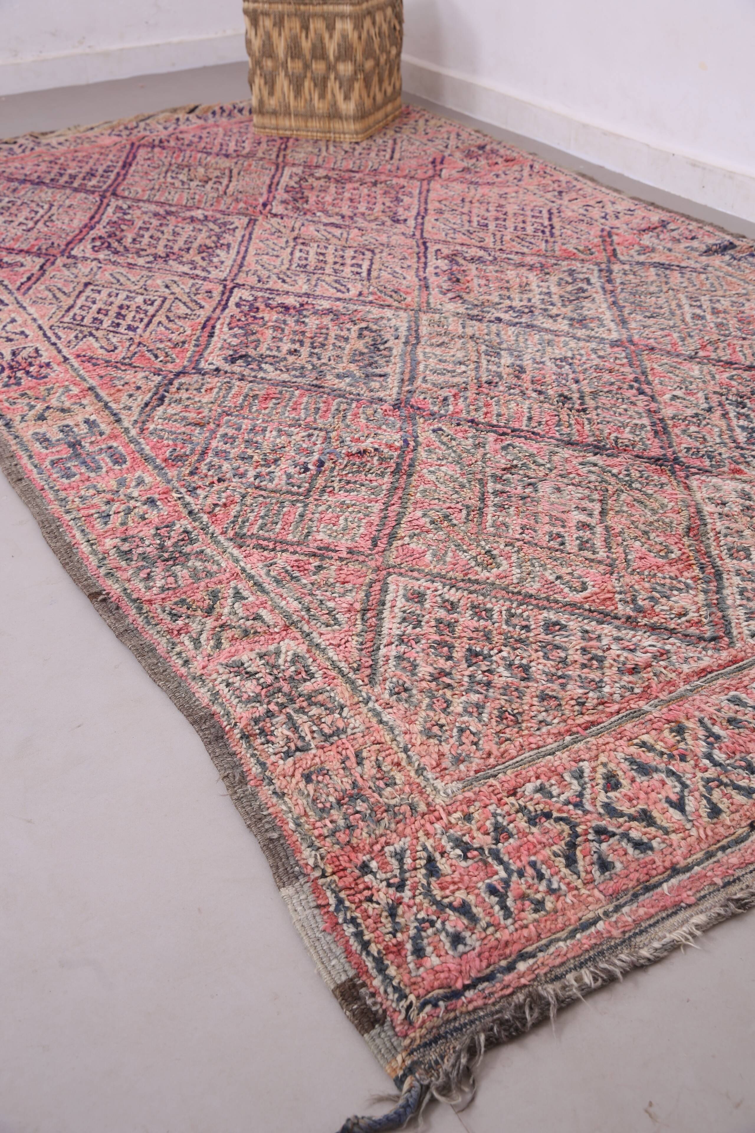 Pink Vintage Beni mguild Rug 185 x 348 cm - Berber Wool Rug - Moroccan Rug