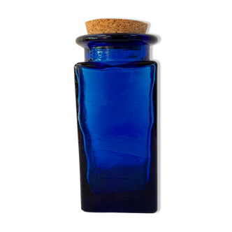 Bocal en verre bleu cobalt