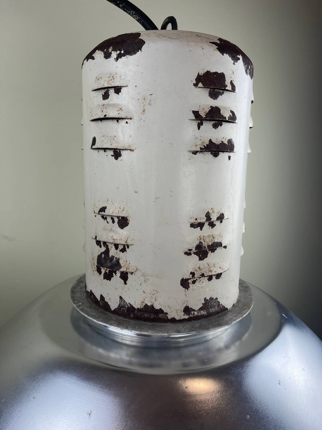 Rare industrial suspension Osram HQL – large aluminium reflector 53