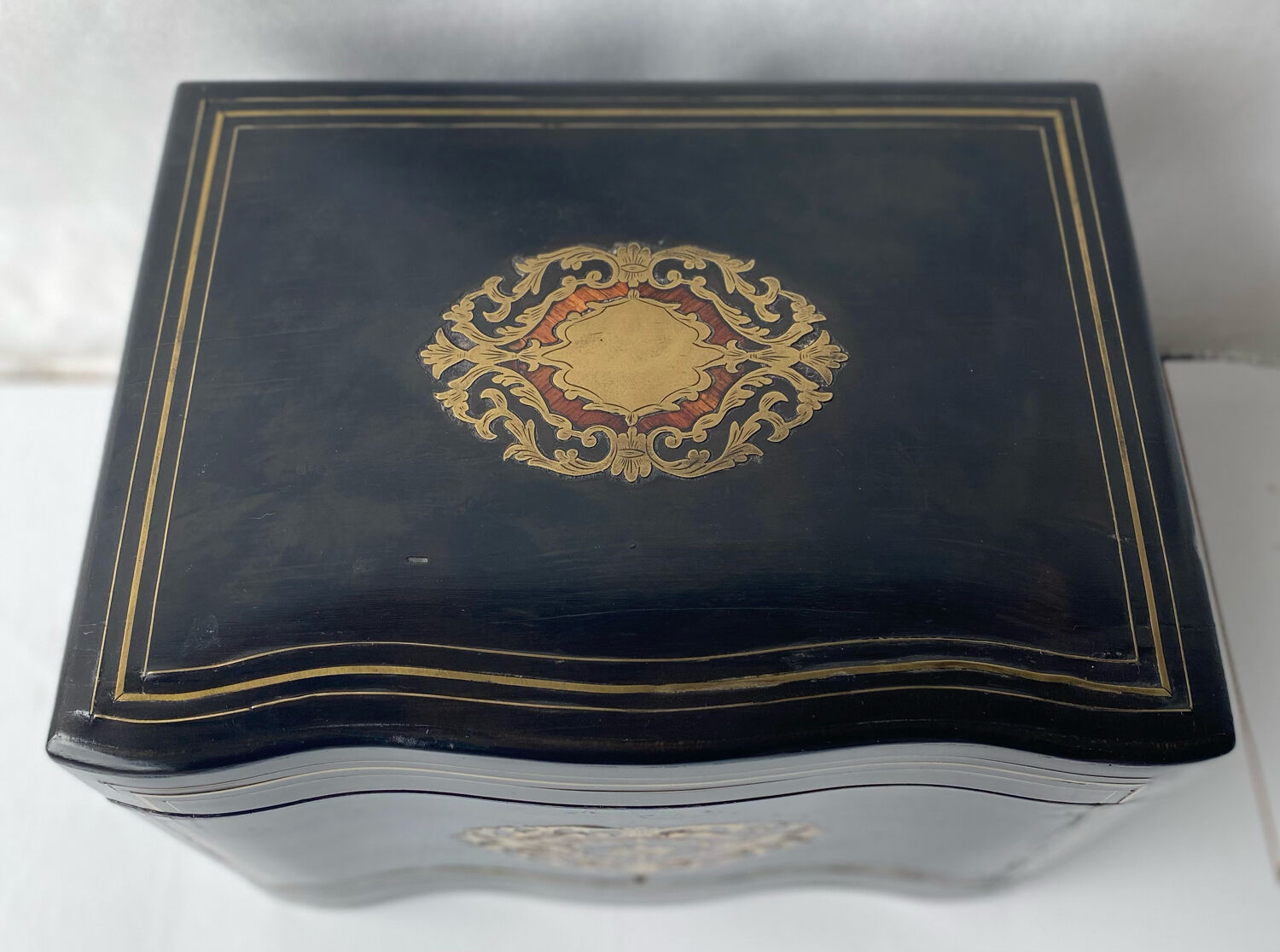 Napoleon III liquor cellar