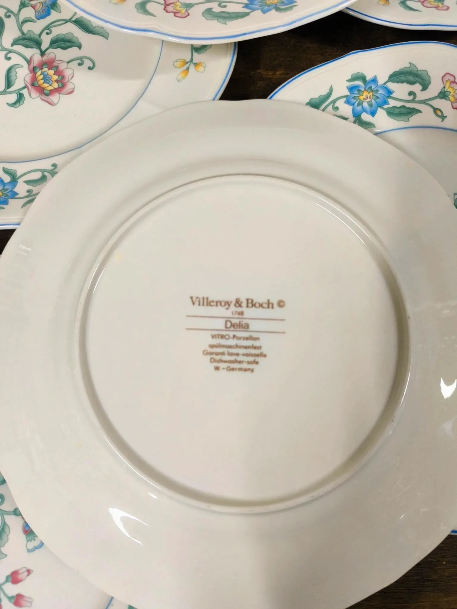 Set of 6 Large Flat Plates Villeroy & Boch "Delia" Vintage 26.5cm