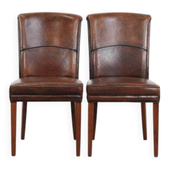 Comfortable set of 2 sheep leather dining chairs with character