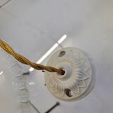 Serrated opaline suspension