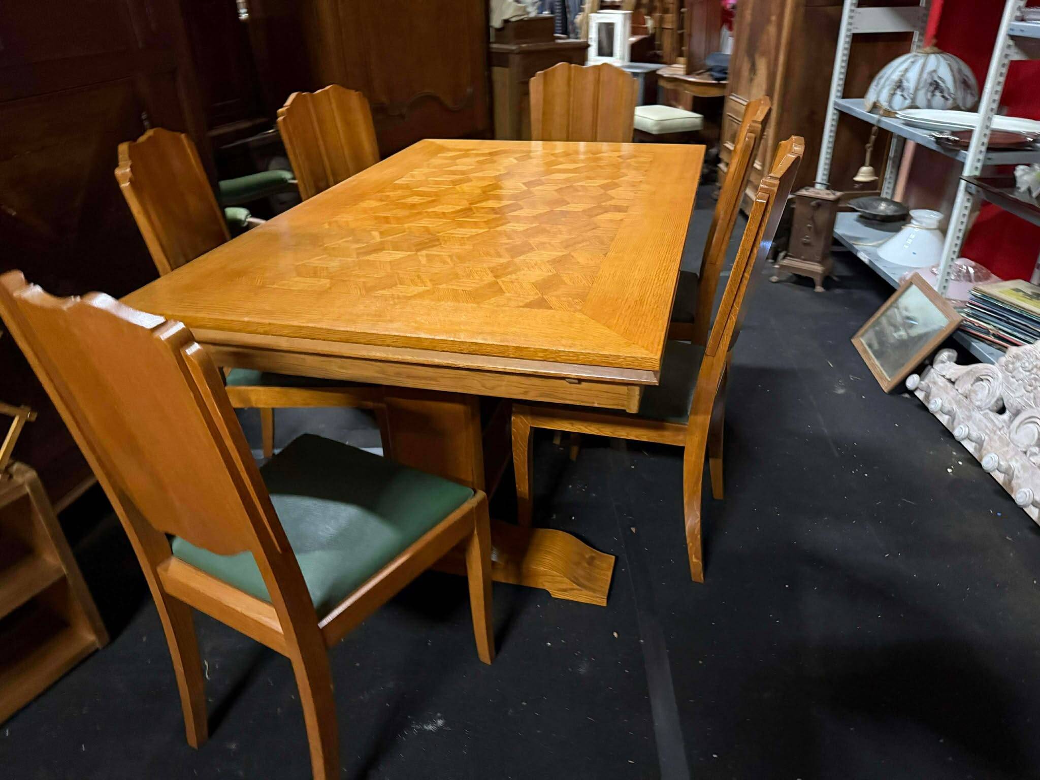Dining table and its 6 chairs