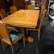 Dining table and its 6 chairs