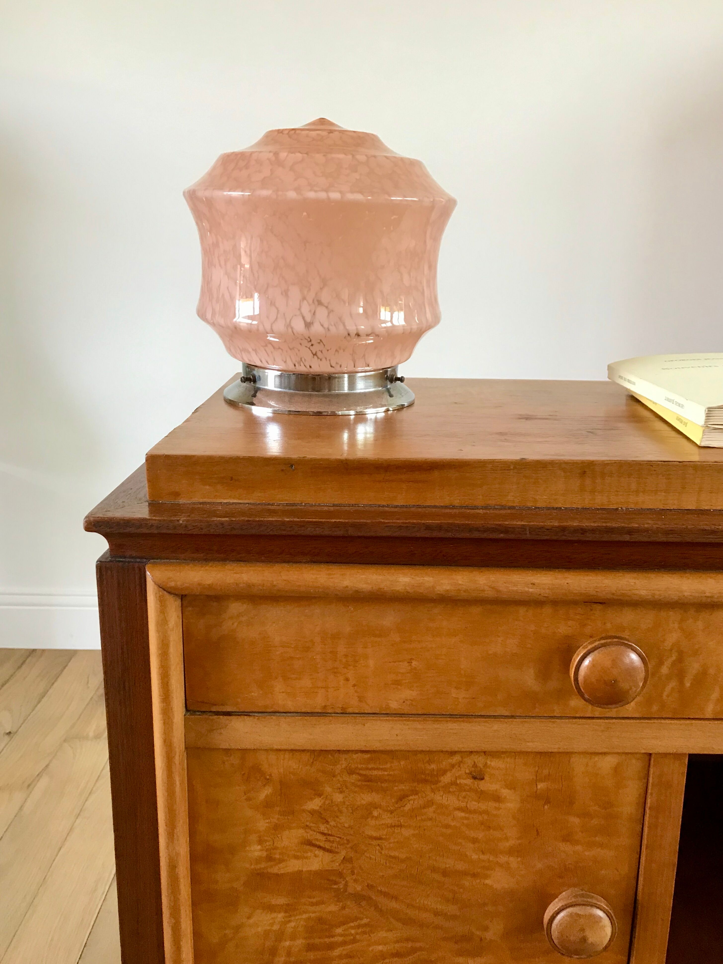 Bedside table in orm magnifying glass art deco 30s