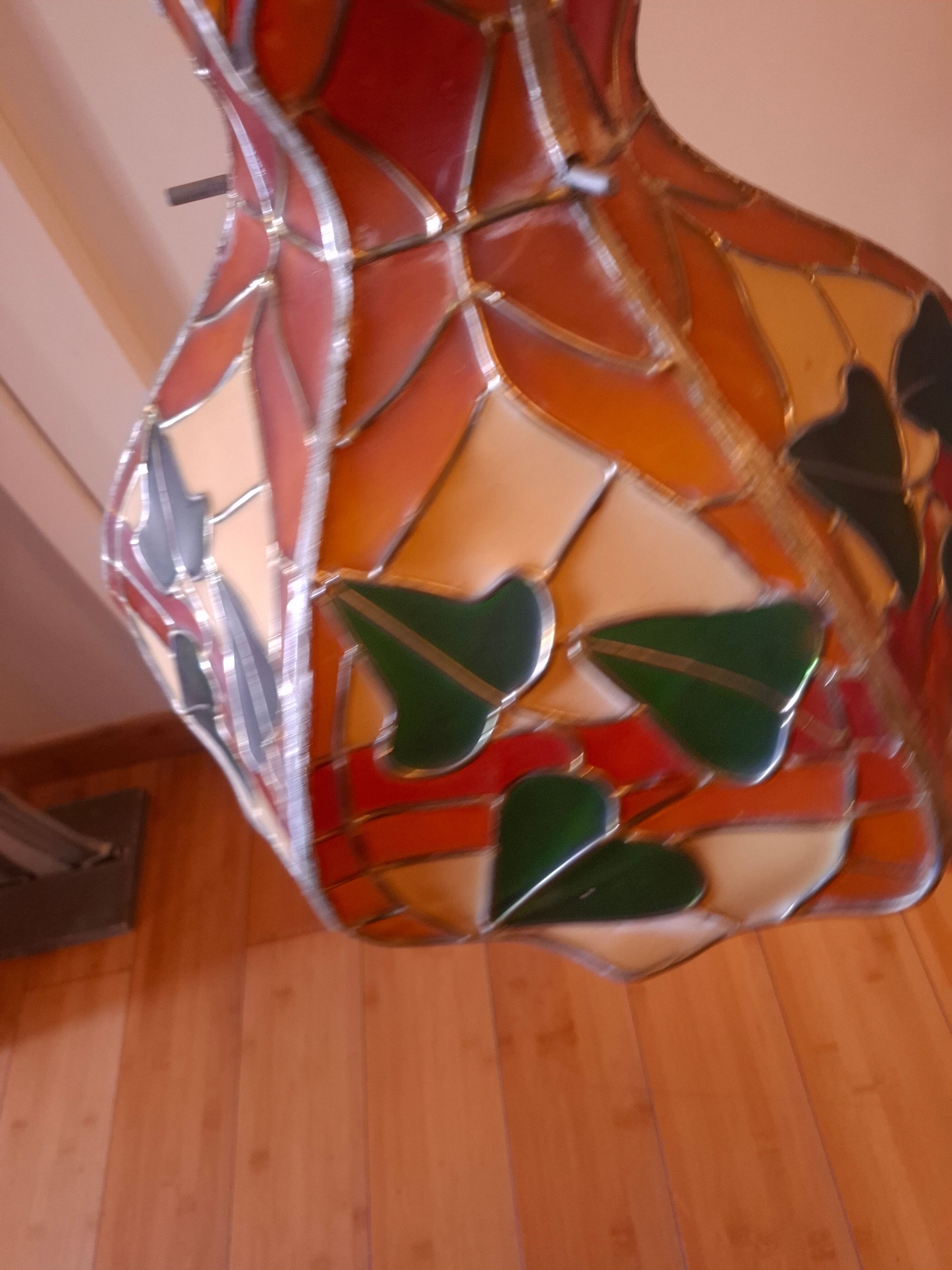Tiffany-style stained glass pendant light