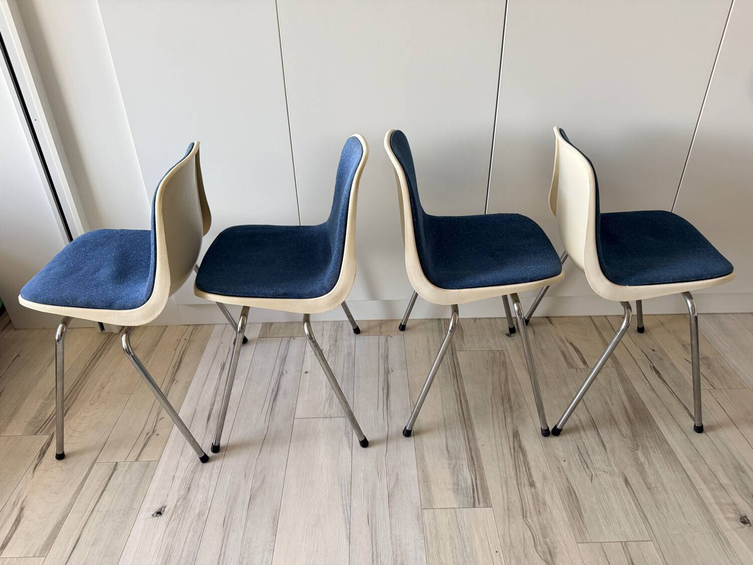 Set of 4 vintage Cojar chairs – Fermigier design – National Furniture