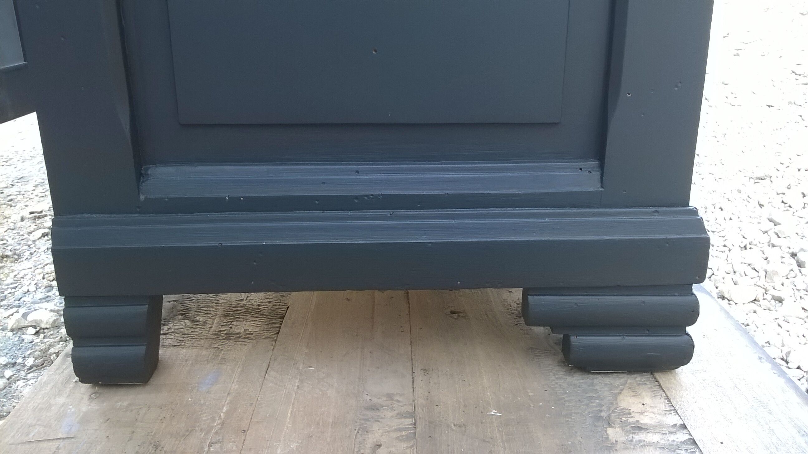 Parisian showcase cabinet 1930