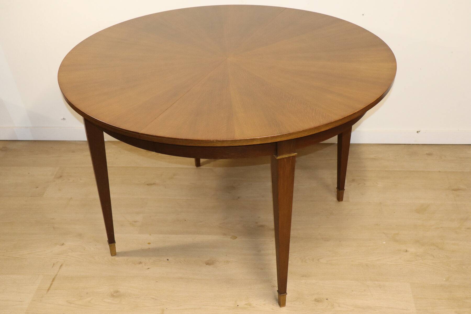 Neo-Classical style mahogany dining table, Art Deco period, 1940