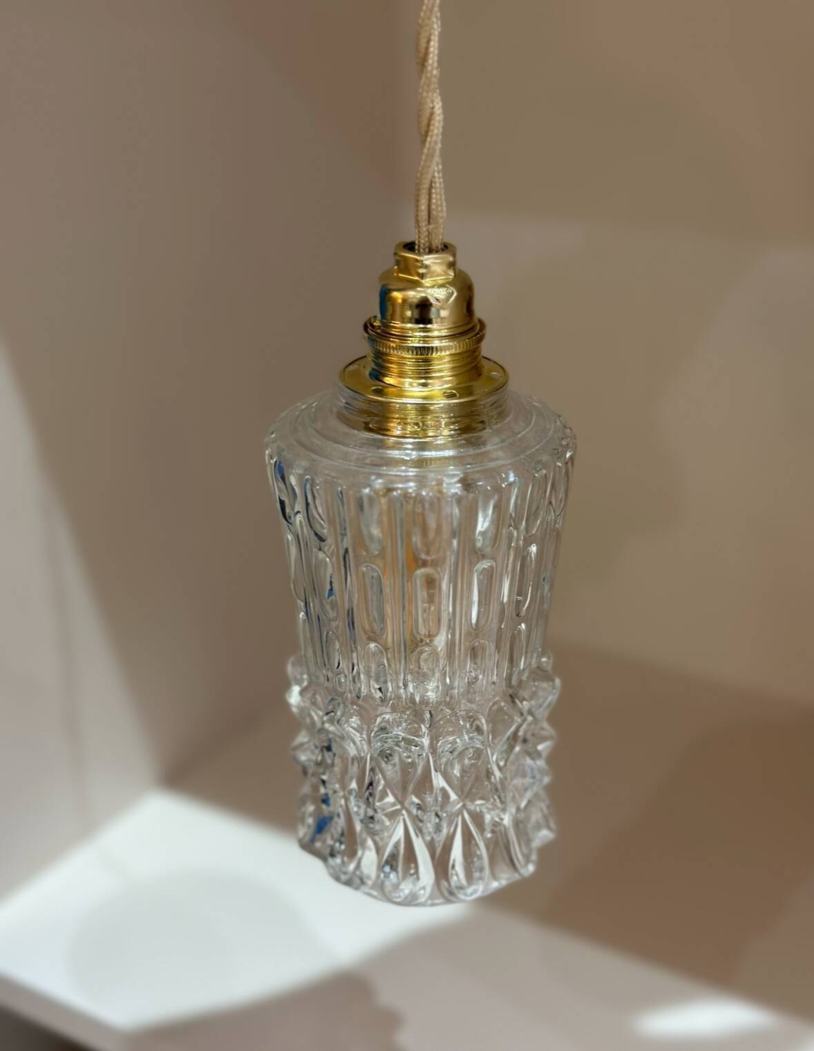 Vintage portable lamp - molded glass