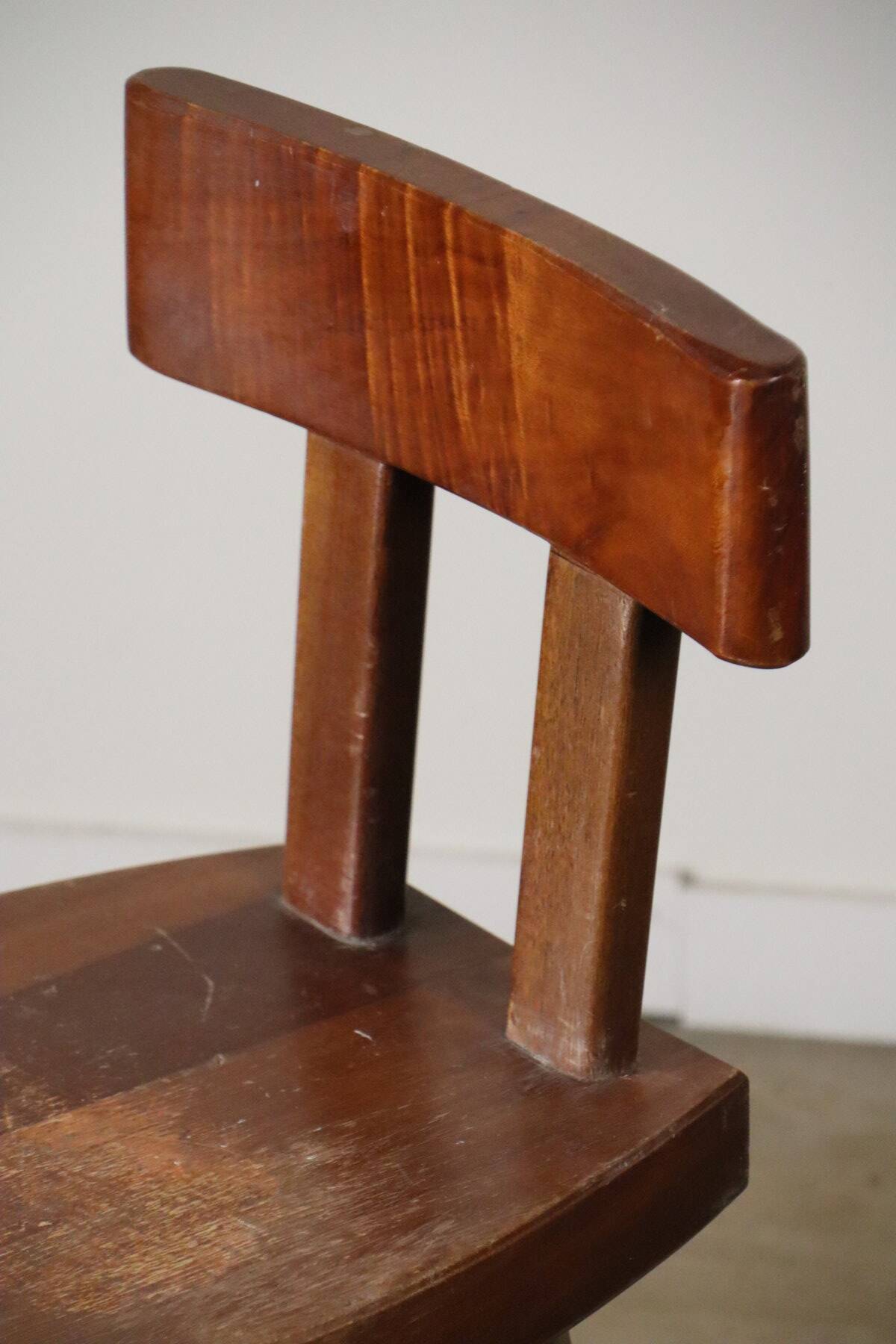 Chaise en acajou par Christian Durupt - Méribel - 1960