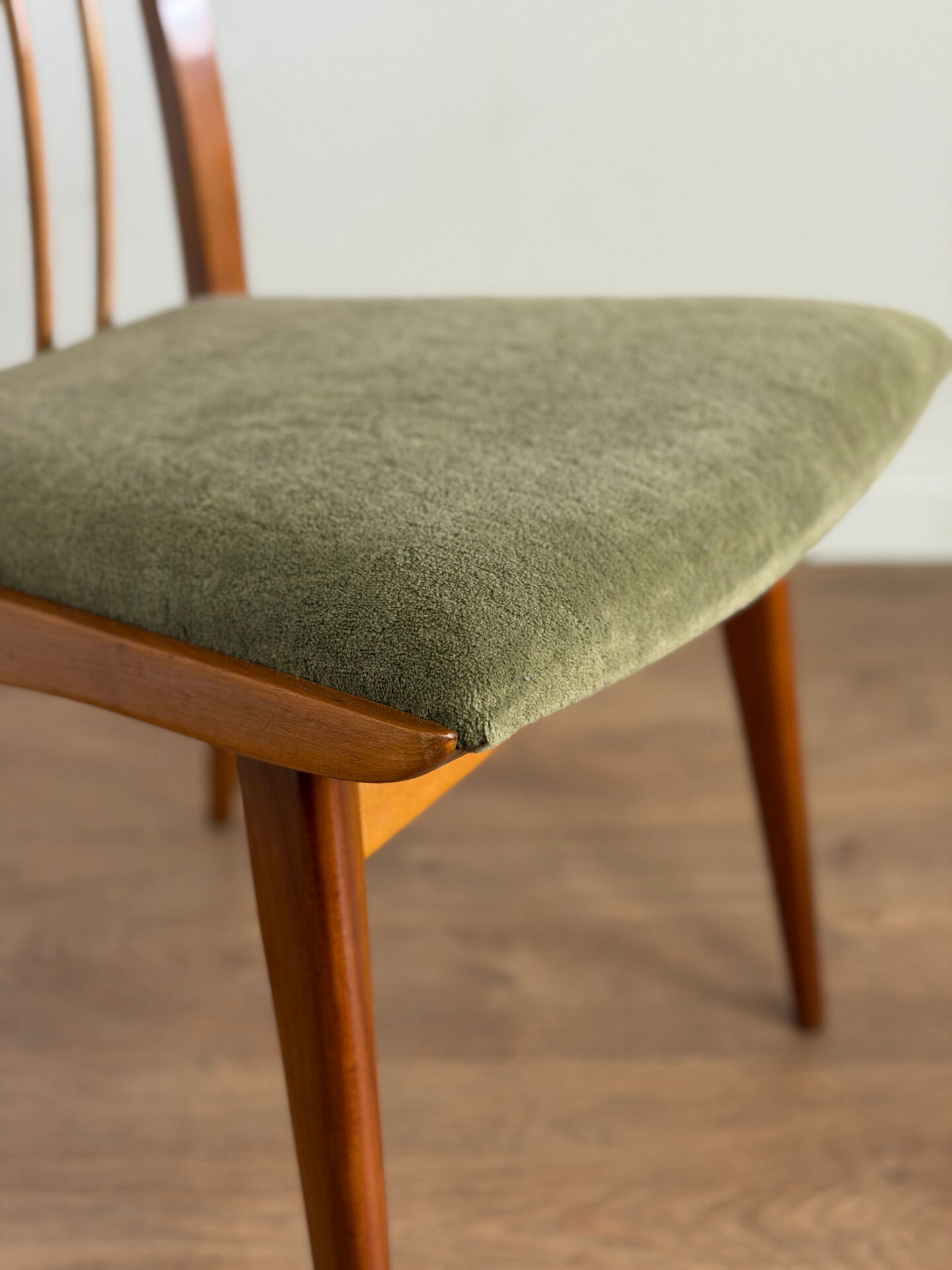 Pair of Scandinavian chairs with green velvet seat